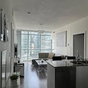 Newly Updated 2br, 2bath & Den In Downtown Beside Union Station & Scotia Bank Arena! Toronto